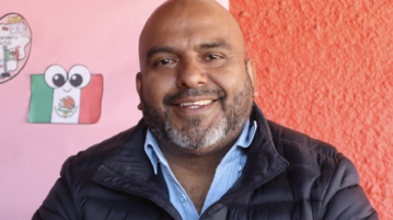 Two new principals lead Ajijic school students during renovations